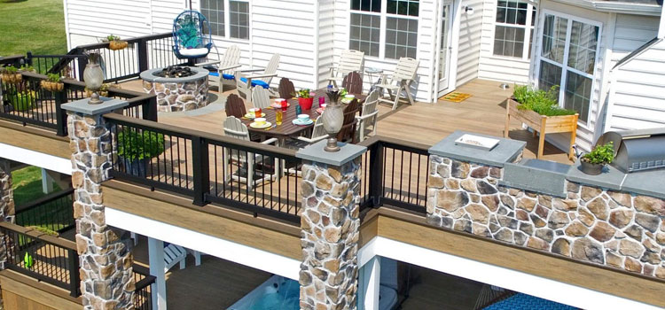 Custom Deck Design Contractors in Van Nuys, CA