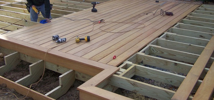 Wood Deck Builders in Van Nuys, CA